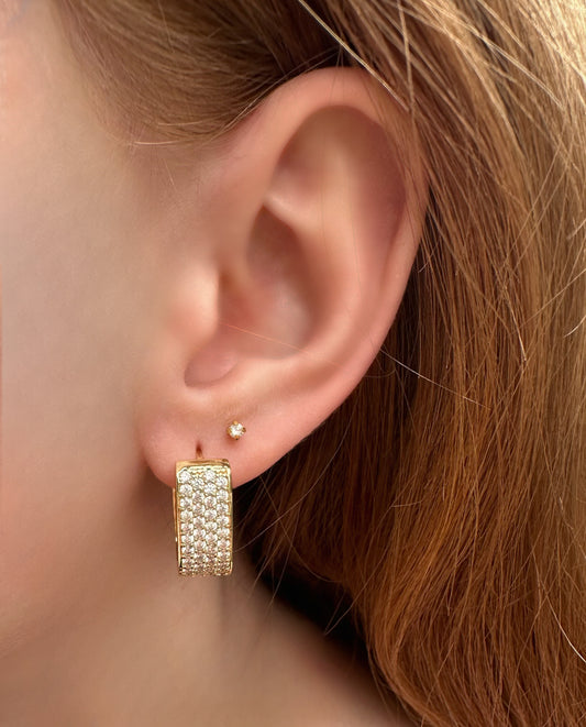 Oorbellen goud met steentjes